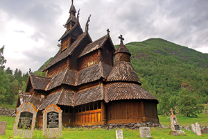 0405_stavkirke_Nicram Sabod_shutterstock_137597174.jpg